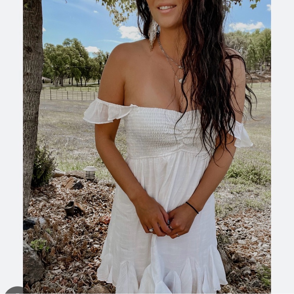 Lulu's White Ruffle Detail Dress - Picture 4 of 4